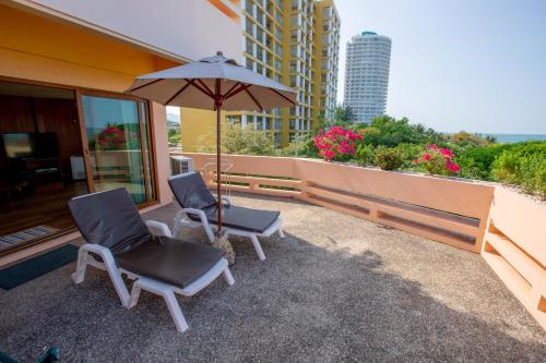 Balcony/terrace, Sailom Hotel near Hua Hin Zoo Balcony/terrace, Sailom Hotel near Hua Hin Zoo