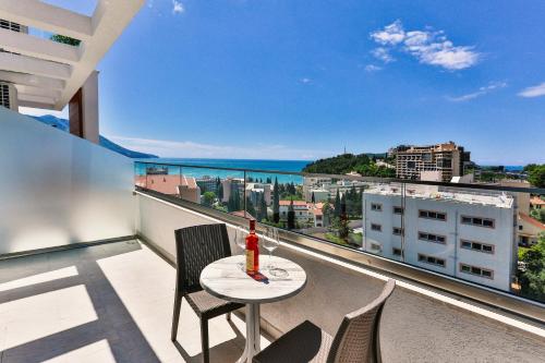 ระเบียง/ชานเรือน, Hotel Lusso Mare by Aycon in โบเรตี ระเบียง/ชานเรือน, Hotel Lusso Mare by Aycon in โบเรตี