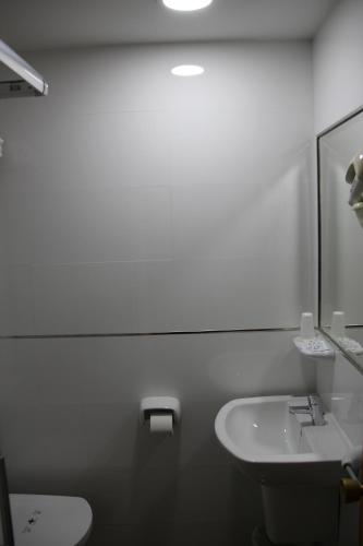 Hostal Maribel in บาริโออัลโต Hostal Maribel in บาริโออัลโต