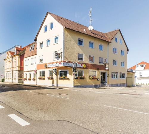 Entrada, Hotel Gasthof Rose in Gunzburg City Center Entrada, Hotel Gasthof Rose in Gunzburg City Center