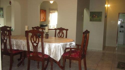 Facilities, Prime Ocean View Vacation Villa in San Fernando Facilities, Prime Ocean View Vacation Villa in San Fernando