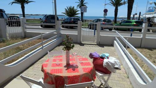 Hôtel Appartement front de mer double terrasse