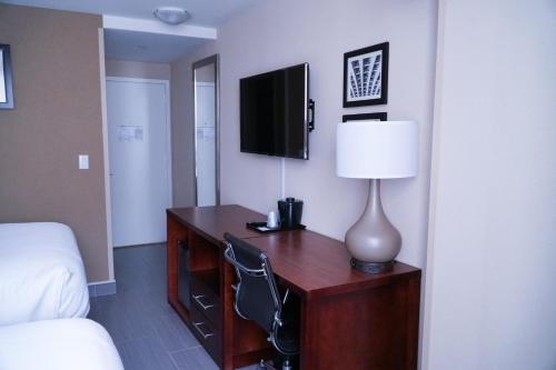 Kemudahan-Kemudahan, Hotel Mint JFK Airport in New York (NY) Kemudahan-Kemudahan, Hotel Mint JFK Airport in New York (NY)