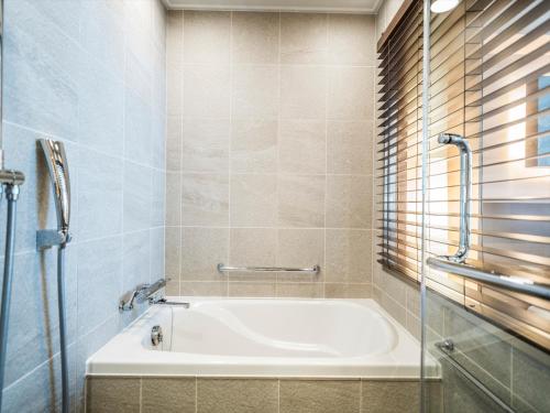 Bathroom, Small Boutique Hotel Villa Sanjo Muromachi in Kyoto Bathroom, Small Boutique Hotel Villa Sanjo Muromachi in Kyoto