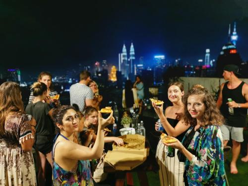 balkon/terras, Penthouse on 34 - The Highest Unit and Best Views in Regalia & Private Rooftop Terrace in Chowkit / Putra WTC balkon/terras, Penthouse on 34 - The Highest Unit and Best Views in Regalia & Private Rooftop Terrace in Chowkit / Putra WTC