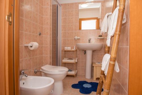 ห้องน้ำ, Al Faro Guest House in วีเอสเต ห้องน้ำ, Al Faro Guest House in วีเอสเต
