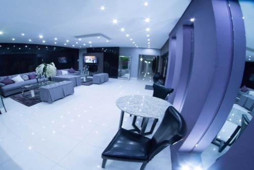 Gran Hotel Cantera La plaza in نيوفو لاريدو Gran Hotel Cantera La plaza in نيوفو لاريدو