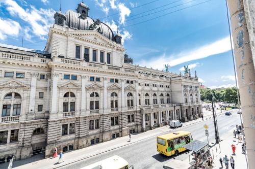 Opera House Apartment 2 in Lviv Opera House Apartment 2 in Lviv