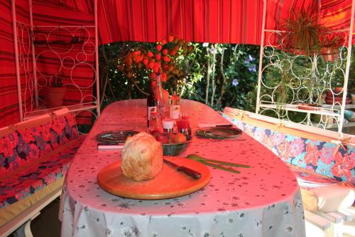 Балкон, BnB Claudy et Elizabeth Michellod-Dutheil in Бань Балкон, BnB Claudy et Elizabeth Michellod-Dutheil in Бань