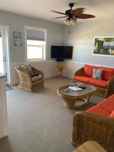 在meiguo.com看到的Manta Ray Inn的介绍图片