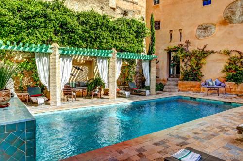 Kolam renang, Riad Laaroussa in Fes Kolam renang, Riad Laaroussa in Fes