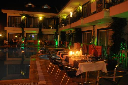 Swimming pool, Dalyan Rota Hotel in Dalyan Swimming pool, Dalyan Rota Hotel in Dalyan