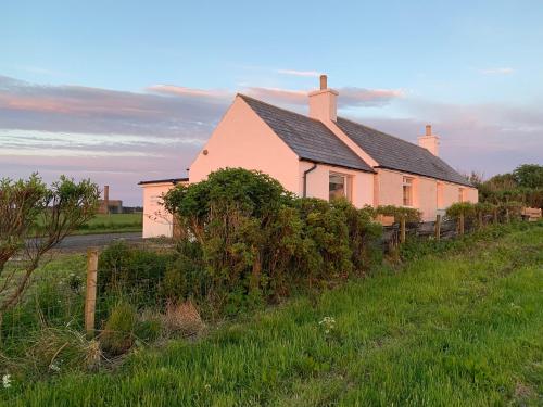 Bayview Cottage, Dunnetbay accommodation in Castletown Bayview Cottage, Dunnetbay accommodation in Castletown