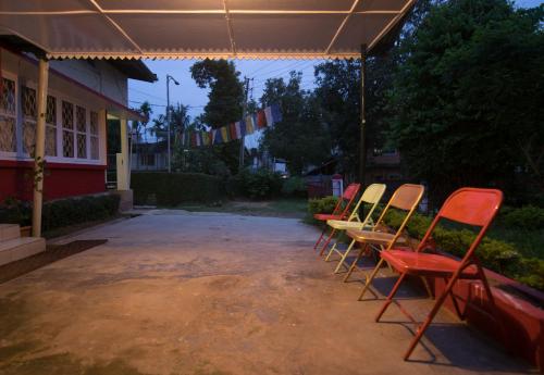 Entrance, Gibbon Backpackers Hostel in Guwahati Entrance, Gibbon Backpackers Hostel in Guwahati
