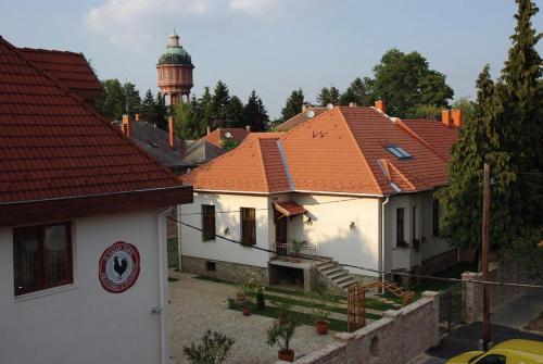 Eksterijer hotela, Il Gallo Nero - Fekete Kakas Etterem es Panzio in Szombathely Eksterijer hotela, Il Gallo Nero - Fekete Kakas Etterem es Panzio in Szombathely