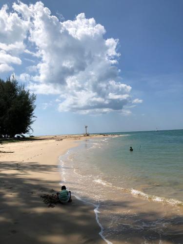Beach, Thipwararom homestay in Haadson Beach Beach, Thipwararom homestay in Haadson Beach
