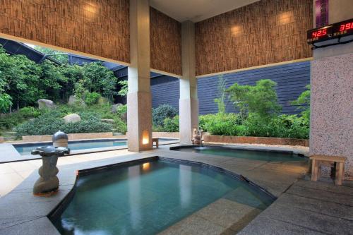 Swimming pool, Jun Yong Quan Spa Hotspring Resort in Wanli District Swimming pool, Jun Yong Quan Spa Hotspring Resort in Wanli District