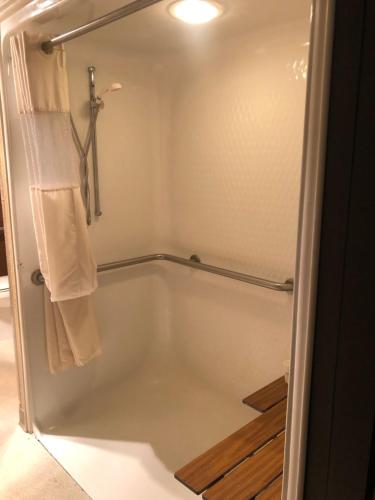 Microtel Inn & Suites by Wyndham Mason/Kings Island in Mason (OH) Microtel Inn & Suites by Wyndham Mason/Kings Island in Mason (OH)