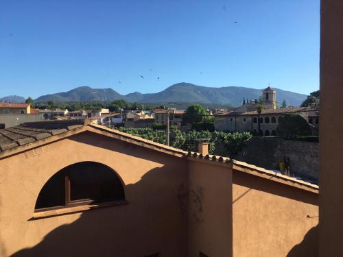 Comoditats, Apartament Besalu in Besalu Comoditats, Apartament Besalu in Besalu