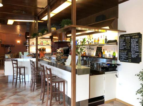 Фойє, Hotel Castell in Лимоні Сул Гарда Фойє, Hotel Castell in Лимоні Сул Гарда