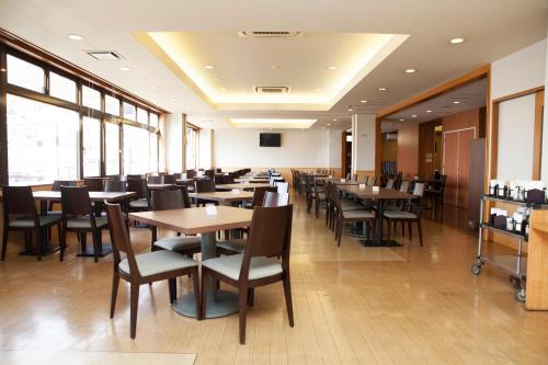 مطعم, فندق روت إن كاواجوشيكو (Hotel Route Inn Kawaguchiko) in Fujikawaguchiko مطعم, فندق روت إن كاواجوشيكو (Hotel Route Inn Kawaguchiko) in Fujikawaguchiko