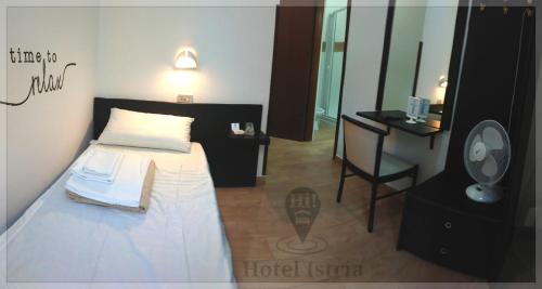 Hotel Istria in กลางเมืองเตรียสเต Hotel Istria in กลางเมืองเตรียสเต
