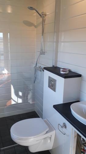 Baño, Holssel road 864 in Myvatn Baño, Holssel road 864 in Myvatn