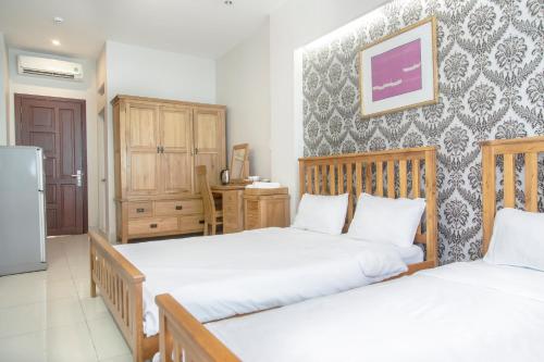 This photo about Waiting flight rooms shared on HyHotel.com