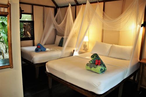Little Corn Island Beach and Bungalow in 小马伊斯群岛 Little Corn Island Beach and Bungalow in 小马伊斯群岛