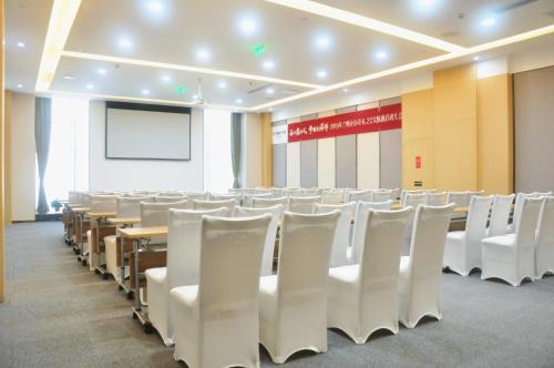 This photo about Atour Hotel (Tianshui Hige Speed Railway South Xihuang Avenue) shared on HyHotel.com