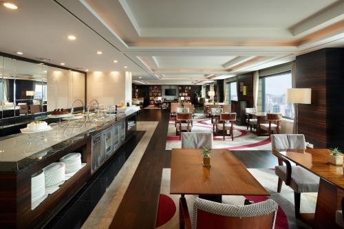 Bar/lounge, Lotte Hotel Busan in Busan Bar/lounge, Lotte Hotel Busan in Busan