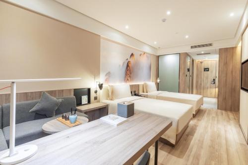 This photo about Atour Hotel Huaibei City Government Plaza shared on HyHotel.com