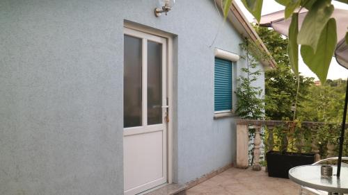 Erkély/terasz, Rooms and Apartments V&M in Murine Erkély/terasz, Rooms and Apartments V&M in Murine