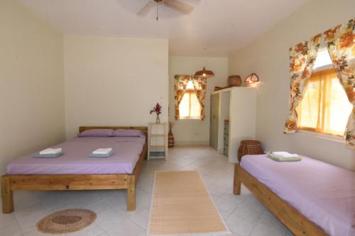 Soufriere Guesthouse in Salisbury Soufriere Guesthouse in Salisbury