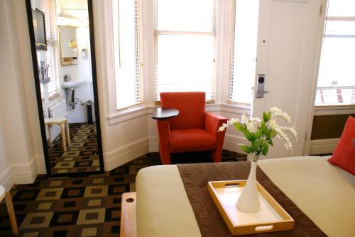 Facilities, The Mosser Hotel in San Francisco (CA) Facilities, The Mosser Hotel in San Francisco (CA)