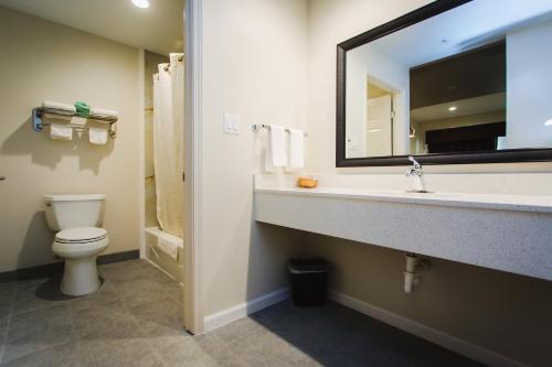 Scottish Inn & Suites - Atascocita in Atascocita Scottish Inn & Suites - Atascocita in Atascocita