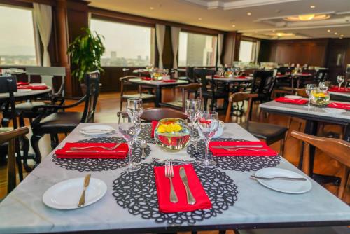 Food and beverages, Barcelo Mexico Reforma Mexico City in Mexico City Food and beverages, Barcelo Mexico Reforma Mexico City in Mexico City