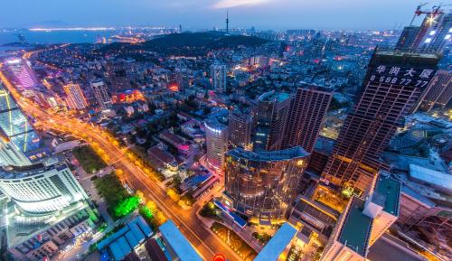 This photo about Qingdao Zhongtie Center Apartment Hotel shared on HyHotel.com