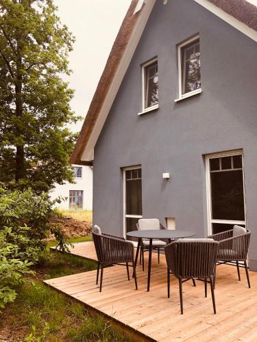 ทัศนียภาพภายนอกโรงแรม, Haus unter den drei Bäumen - Urlaub auf der Sonneninsel Usedom (Haus unter den drei Baumen - Urlaub auf der Sonneninsel Usedom) near สนามบินเฮริงสดอร์ฟ ทัศนียภาพภายนอกโรงแรม, Haus unter den drei Bäumen - Urlaub auf der Sonneninsel Usedom (Haus unter den drei Baumen - Urlaub auf der Sonneninsel Usedom) near สนามบินเฮริงสดอร์ฟ