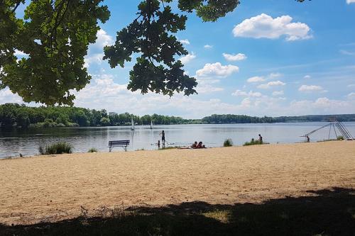 ชายหาด, Jihočeská pohoda U pláže (Jihoceska pohoda U plaze) in เทรบอน ชายหาด, Jihočeská pohoda U pláže (Jihoceska pohoda U plaze) in เทรบอน
