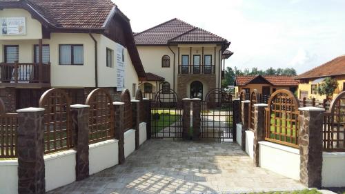 Vista exterior, Agropensiunea Izana in Turnu Severin Vista exterior, Agropensiunea Izana in Turnu Severin