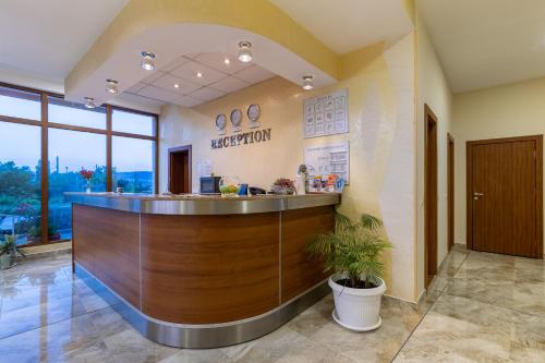 לובי, Adamo Hotel in ורנה לובי, Adamo Hotel in ורנה