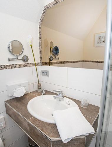 Baño, Gastehaus fliegendes Perlhuhn Borgfeld in Lilienthal Baño, Gastehaus fliegendes Perlhuhn Borgfeld in Lilienthal