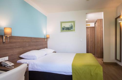 โรงแรมแอสทาเรีย (Hotel Astarea) in มาลินิ โรงแรมแอสทาเรีย (Hotel Astarea) in มาลินิ