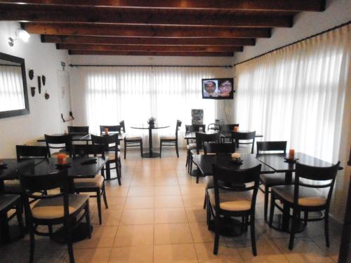 Pub/Lounge, Hosteria Posada Drake in San Julian Pub/Lounge, Hosteria Posada Drake in San Julian