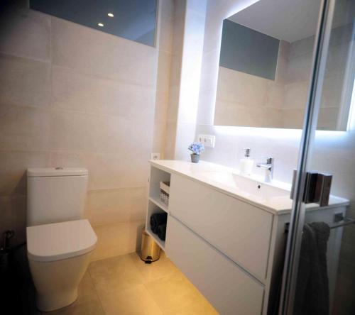 Apartamento frente al mar in คาเนดเดมาร์ Apartamento frente al mar in คาเนดเดมาร์