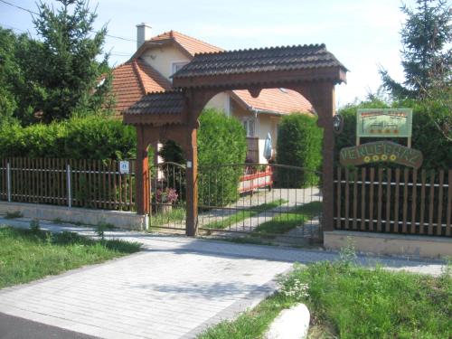 Entrance, Negy Evszak Vendeghaz in Koszeg Entrance, Negy Evszak Vendeghaz in Koszeg