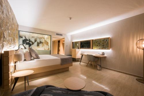 This photo about TUI BLUE Seno shared on HyHotel.com