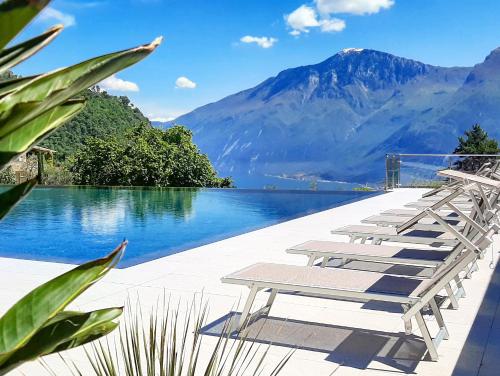 Swimming pool, Stella D'Oro - Hotel & Apartments in Tremosine Swimming pool, Stella D'Oro - Hotel & Apartments in Tremosine