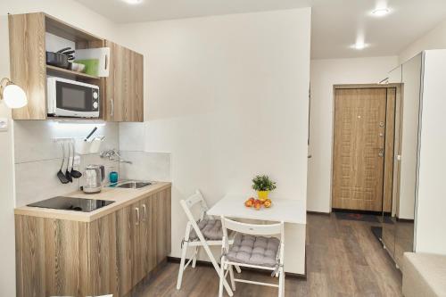 Takeroom Горьковская near วิหารเซนต์ปีเตอร์และพอล Takeroom Горьковская near วิหารเซนต์ปีเตอร์และพอล